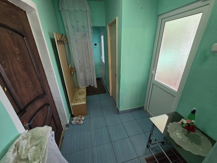 Apartament cu 3 camere în Neptun