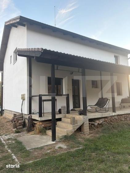 Casă cu 5 camere cu Teren 3800 Mp în Ighiu