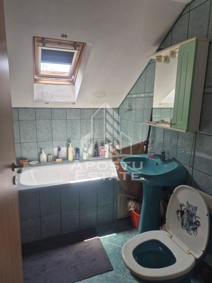 Casă individuală cu 6 camere cu Canalizare în