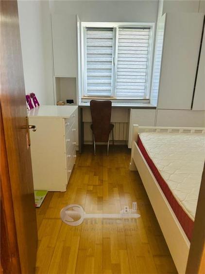 Apartament cu 3 camere decomandat în Tătărași