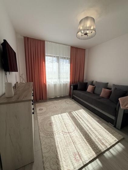 Casă cu 4 camere în Ciurbești