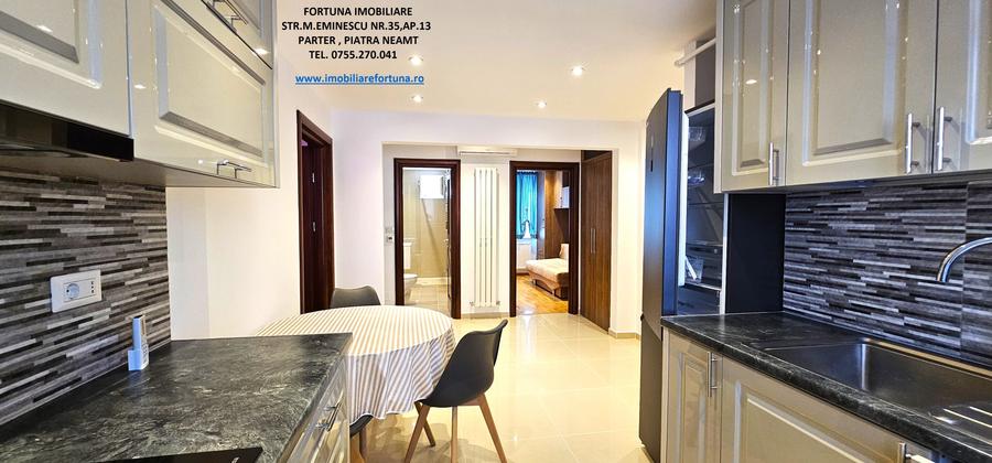 Apartament cu 3 camere decomandat în Central