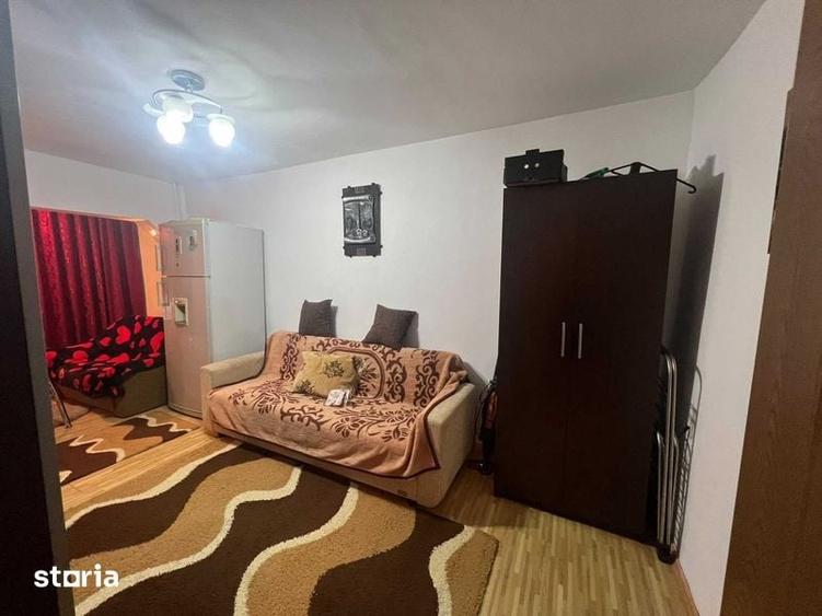 Garsonieră decomandată în Central