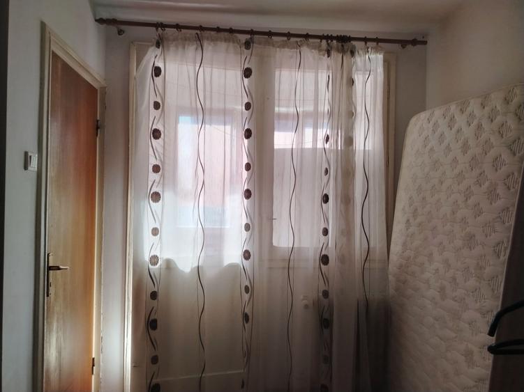 Garsonieră semidecomandată în Titan