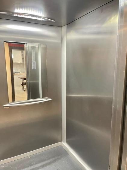 Apartament cu 2 camere decomandat în Sisești