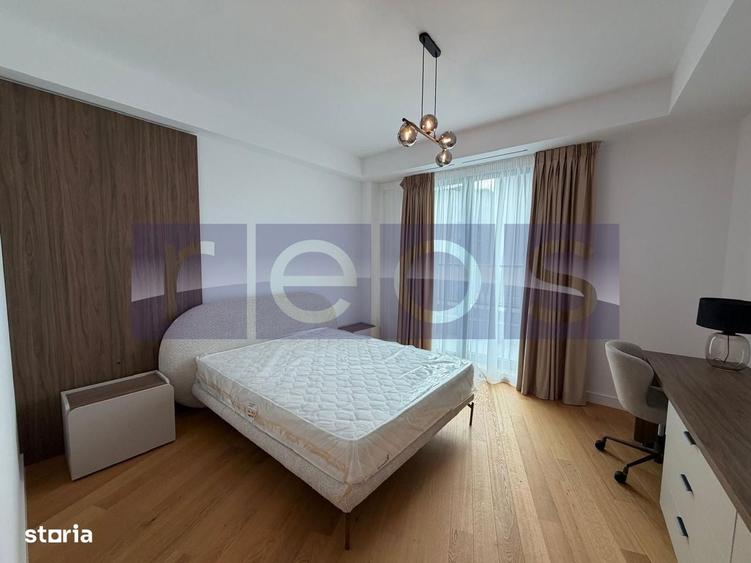 Apartament cu 4 camere în Central
