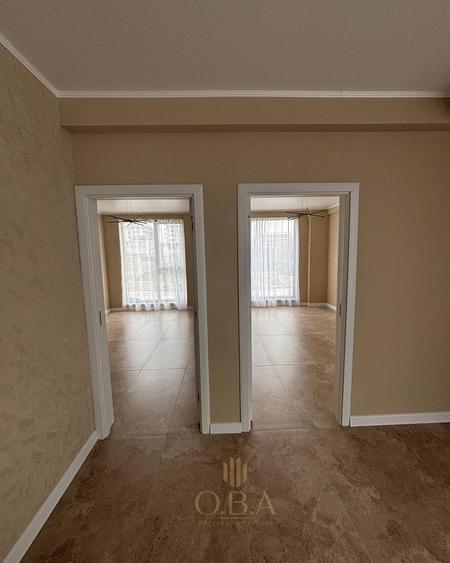 Apartament cu 3 camere semidecomandat în Nord