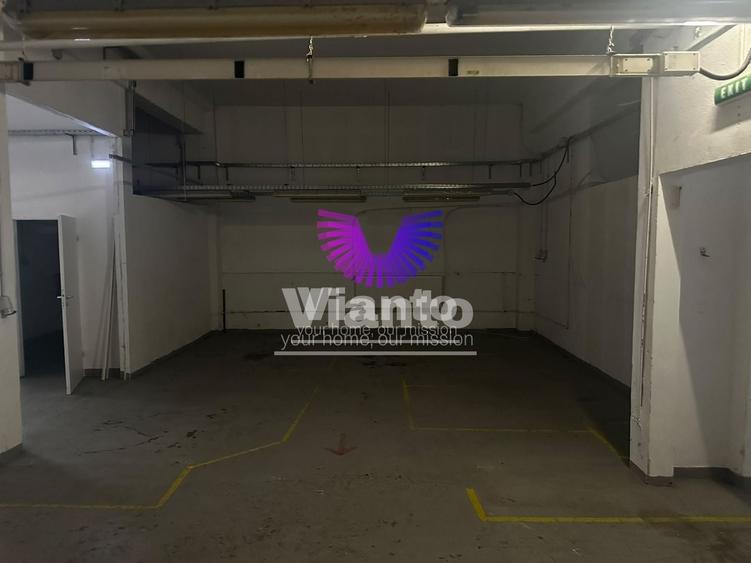 Birou, de 385 mp, în Central