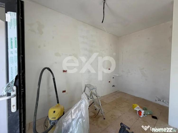Casă cu 3 camere cu Teren 250 Mp în Clinceni