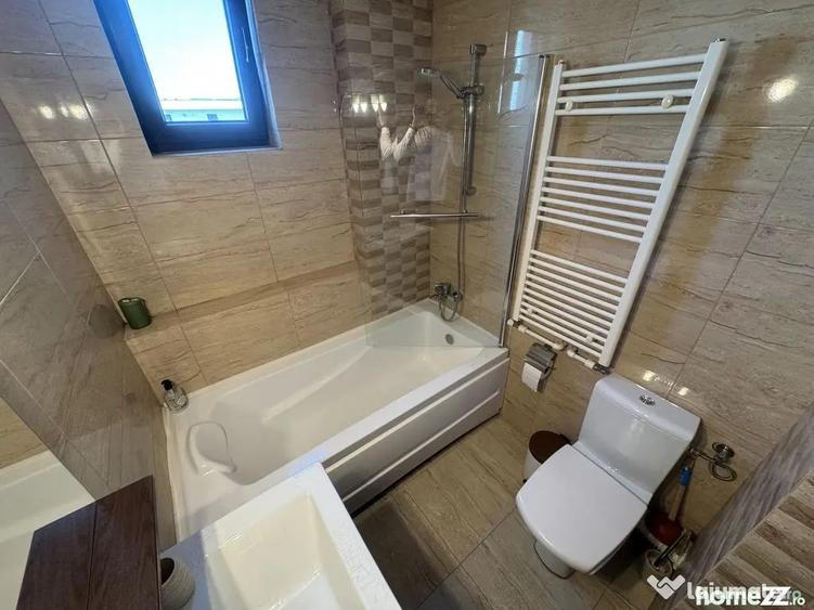 Apartament cu 2 camere decomandat, mobilat în Tomis Plus