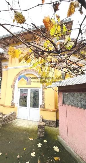 Casă cu 2 camere cu Teren 171 Mp în Vest