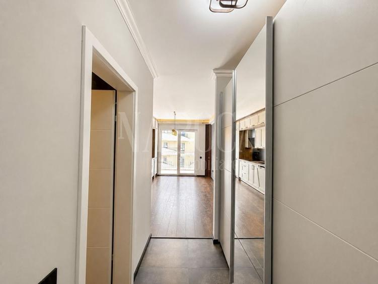 Apartament cu 3 camere semidecomandat, mobilat în Florești — fotografia 2