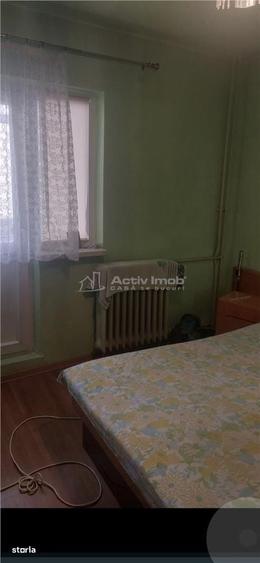 Apartament cu 2 camere decomandat în Sărari