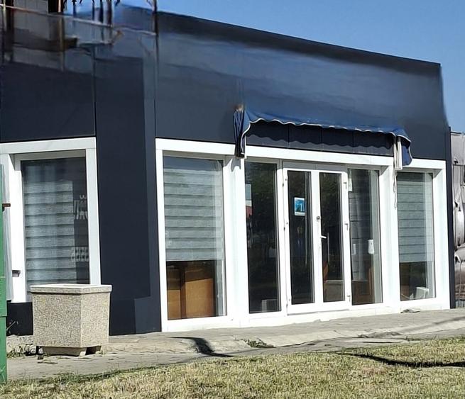 Spațiu comercial, de 67 mp, în Central