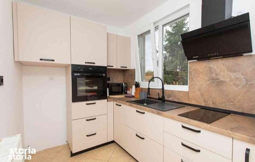 Casă cu 4 camere cu Teren 1130 Mp în Sântandrei