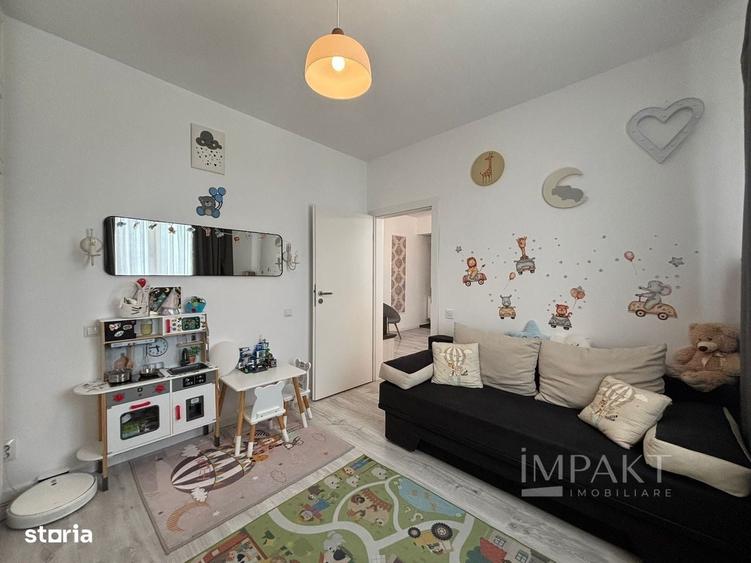 Apartament cu 3 camere semidecomandat în Zorilor