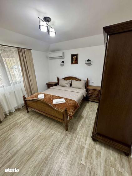 Casă cu 8 camere cu Teren 1200 Mp în Merei