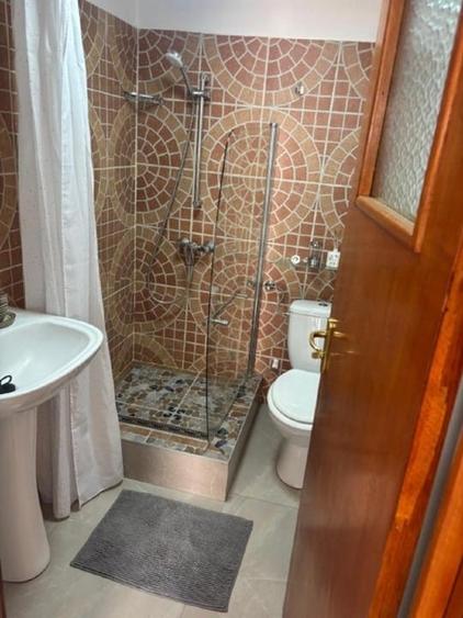 Garsonieră decomandată, mobilată în Decebal