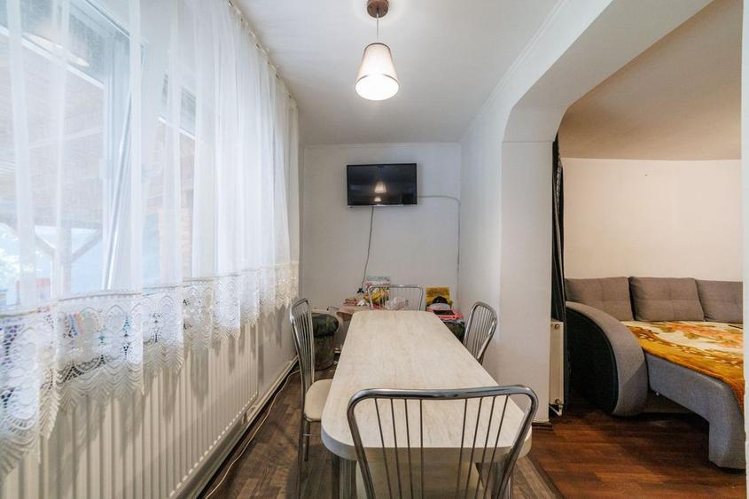 Casă cu 3 camere cu Teren 634 Mp în Central