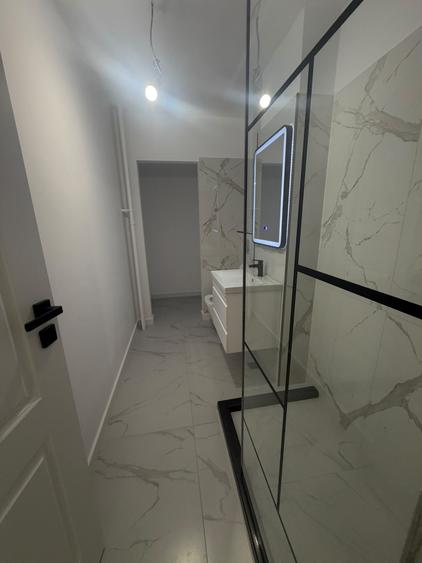 Apartament cu 2 camere semidecomandat în Titan