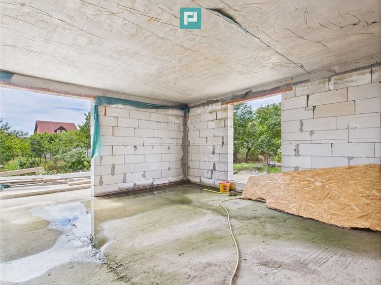 Duplex cu 3 camere cu Canalizare în Șag