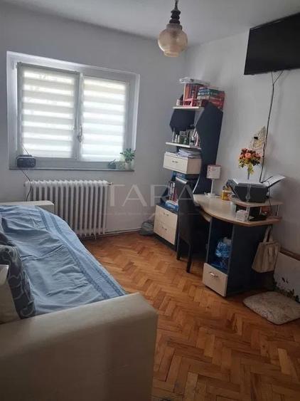 Apartament cu 4 camere decomandat, mobilat în Mărăști — fotografia 3