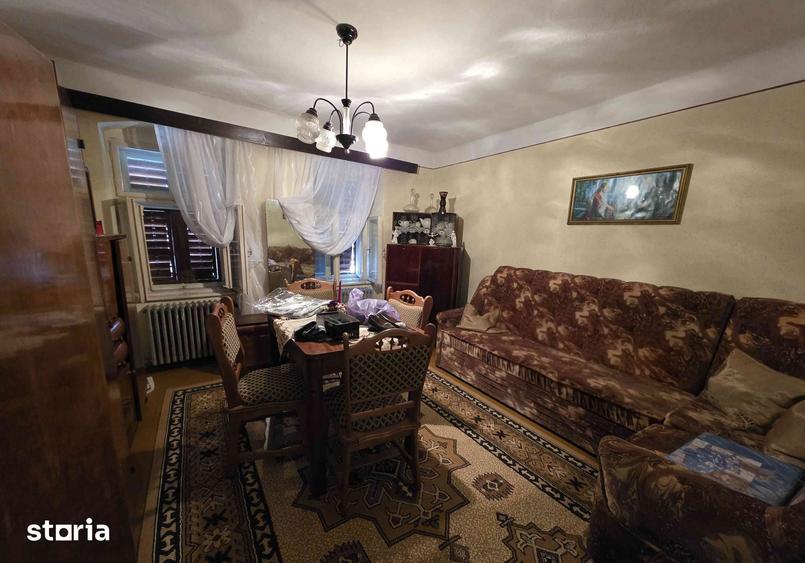 Casă cu 4 camere cu Teren 800 Mp în Câlnic