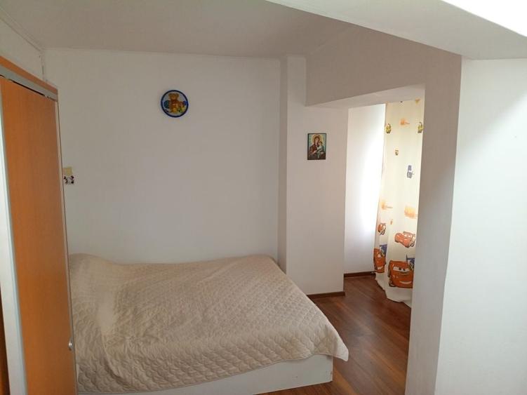 Apartament cu 3 camere în Unirii Sud