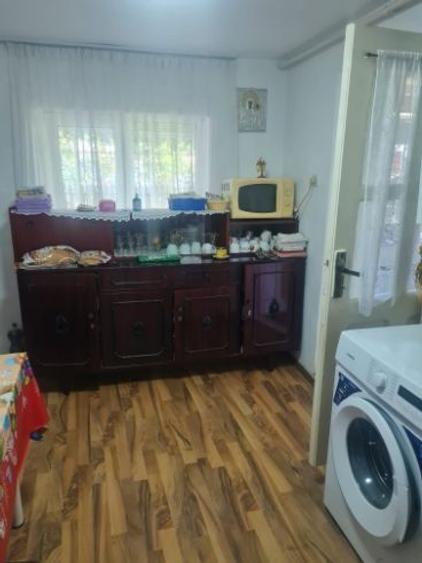 Casă cu 3 camere în Central-Piață - 8