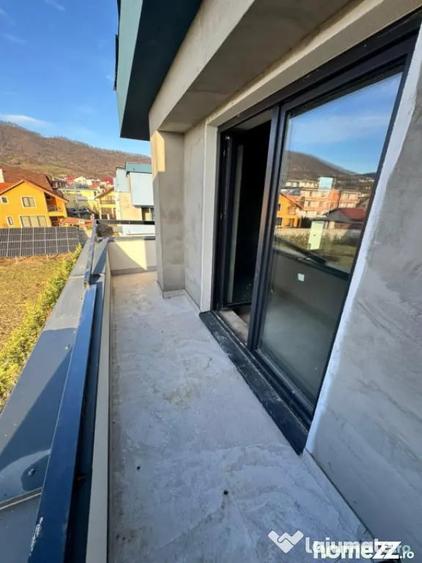 Apartament cu 2 camere decomandat în Vest