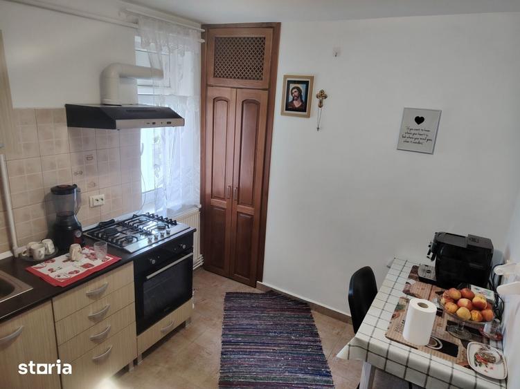Apartament 2 camere zona Unirii , et 2 , mobilat si utilat - 2