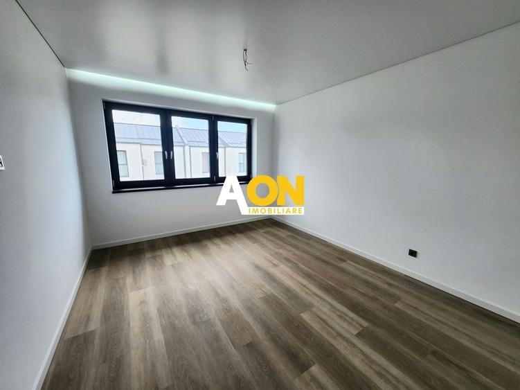Apartament cu 3 camere decomandat în Cetate