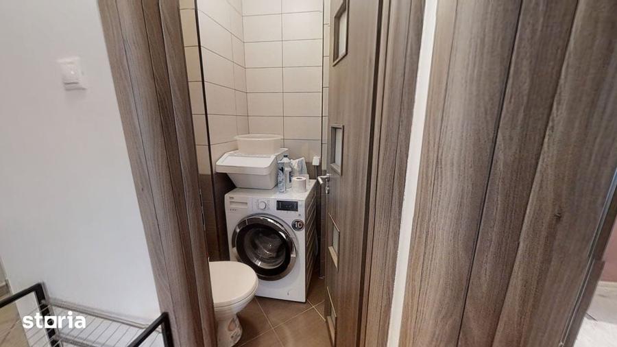Apartament cu 3 camere în Tei