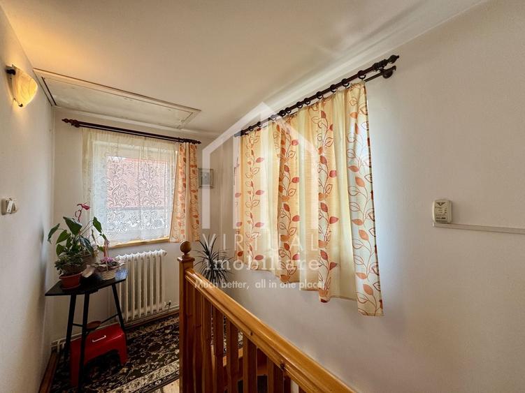 Apartament cu 3 camere semidecomandat, mobilat în Central
