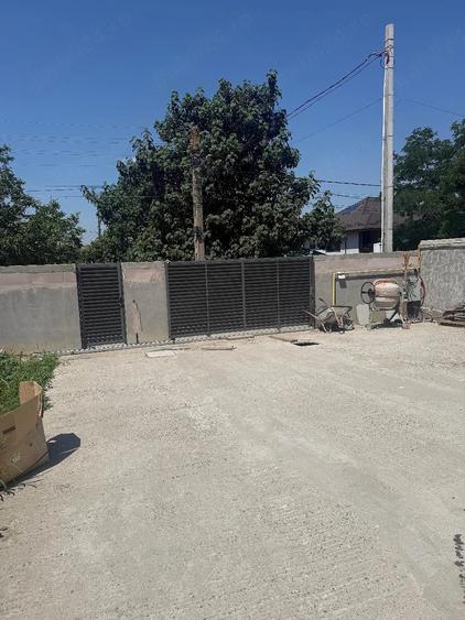 Casă cu Teren 643 Mp în Central