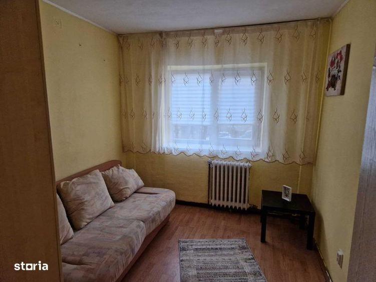 Apartament cu 3 camere, mobilat în Apărătorii Patriei