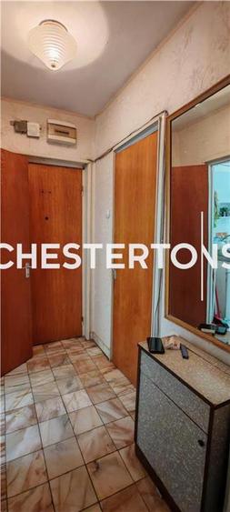 Apartament cu 3 camere semidecomandat în Drumul Taberei