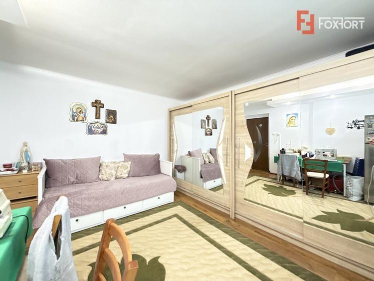 Apartament cu 2 camere, mobilat în Ronaț