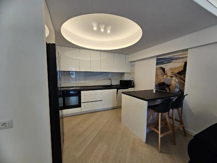 Apartament cu 3 camere decomandat, mobilat în Aviației