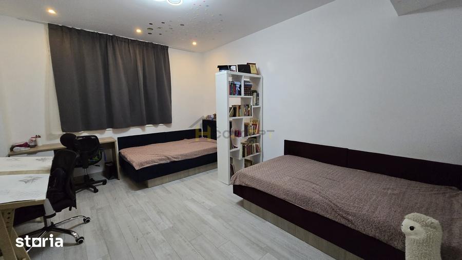 Apartament cu 3 camere în Splaiul Unirii