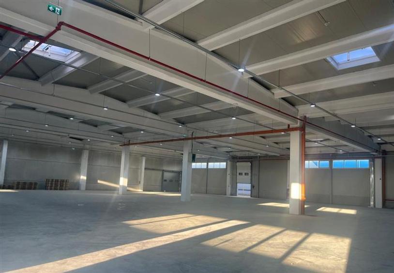 Spațiu industrial, de 1,600 mp, în Bolintin-Deal