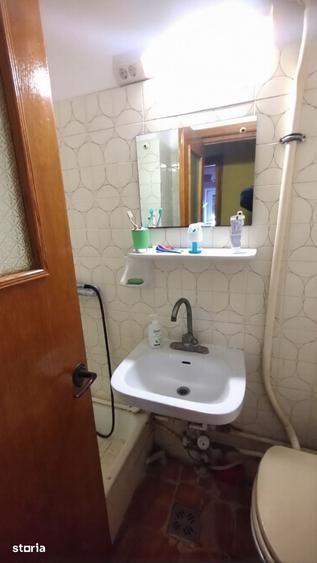 Apartament cu 4 camere decomandat în Tomis III
