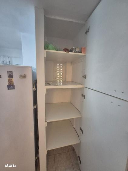 Garsonieră decomandată în Drumul Sării