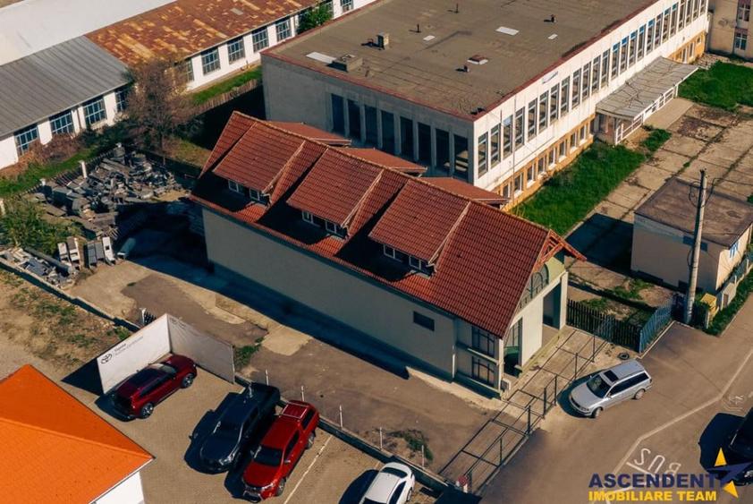 Spațiu comercial, de 290 mp, în Central