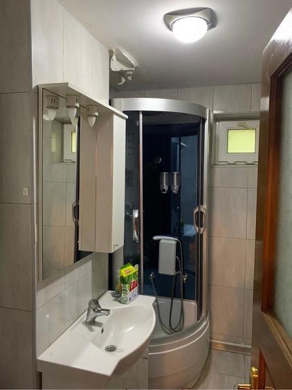 Apartament cu 2 camere decomandat în Fetești-Gară