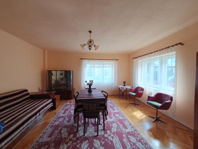 Casă individuală cu 2 camere cu Teren 1000 Mp în Baciu
