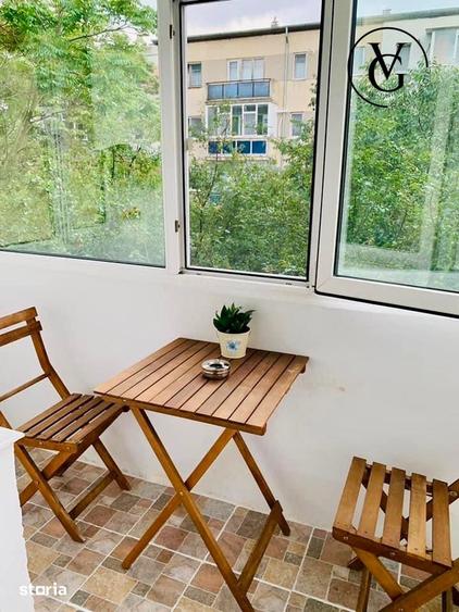 Apartament cu 3 camere semidecomandat, mobilat în Tomis Nord