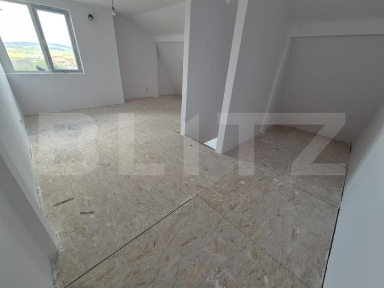 Apartament cu 3 camere decomandat în Sângeorgiu de Mureș