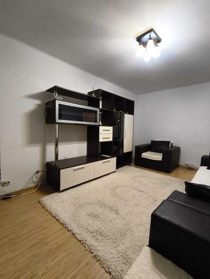 Apartament cu 2 camere decomandat în Păcurari