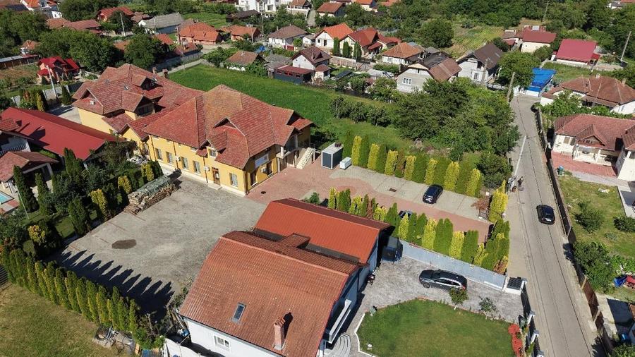 Hotel/Pensiune, de 1,284 mp, în Șoimuș